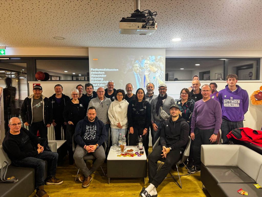 Abschlußfoto mit einigen Teilnehmern